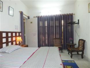 Sri Radha Krishna Kunj Bed & Breakfast Agra  Ngoại thất bức ảnh